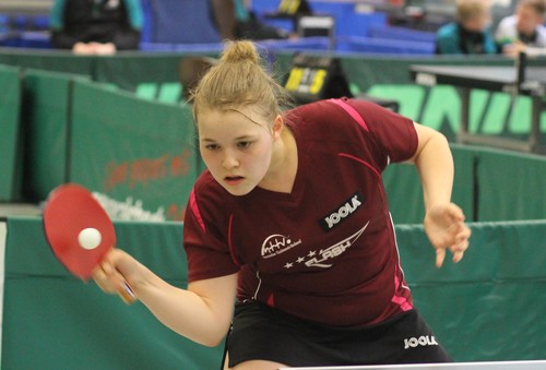 Sarah Raus Sarah Rau gewann Silber: Hessischer Tischtennis-Verband